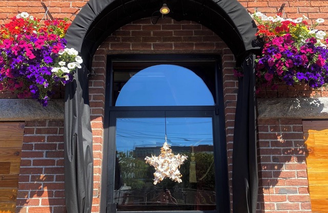 Cozy spa suite in Seattle's SODO area with free WiFi