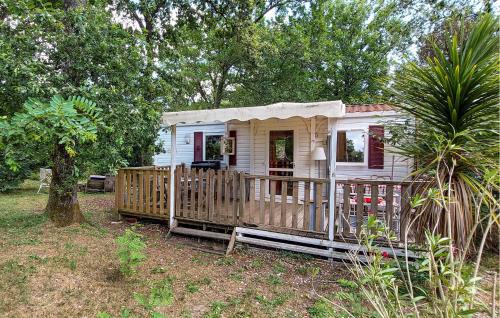 Cozy Stacaravan In Saint-Paul-Lès-Dax