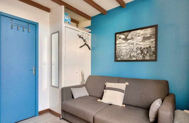 Cozy studio 3 minutes from the metro