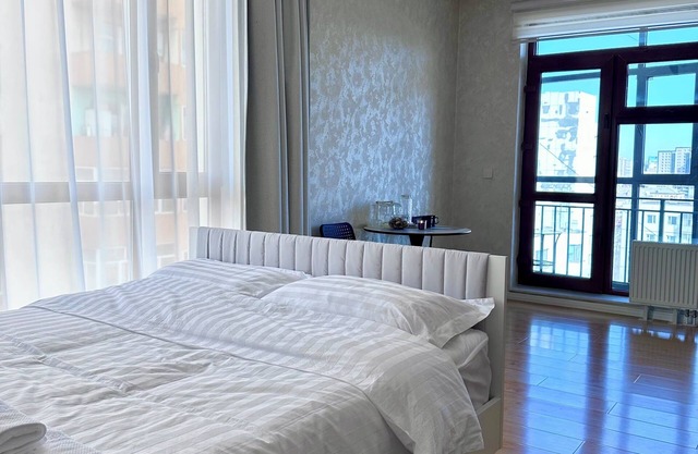 Cozy studio apartment with WiFi in vibrant Ulaanbaatar
