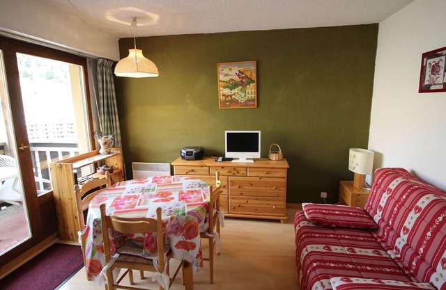 Cozy studio cabin for 3 at the foot of Auris en Oisans slopes