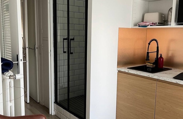 Cozy studio near Paris