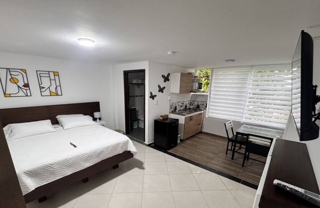 Cozy studio with WiFi and AC in fabulous Villanueva