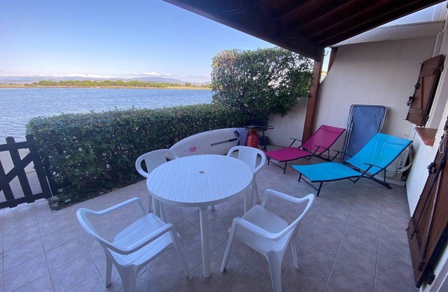 Cozy T2 pavilion, AC, 4 people, near beach and shops, private parking