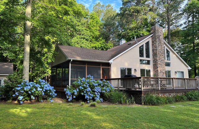 Cozy up for Fall at Sunrise Point. Fish and crab from private, waterfront dock!