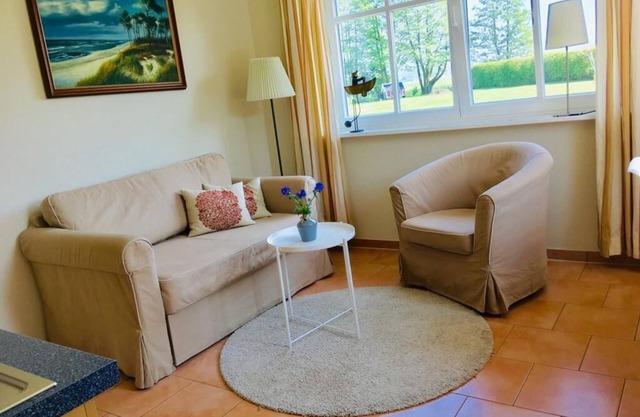 Cozy vacation apartment under a thatched roof in Wieck a. Darß - Am Eichberg