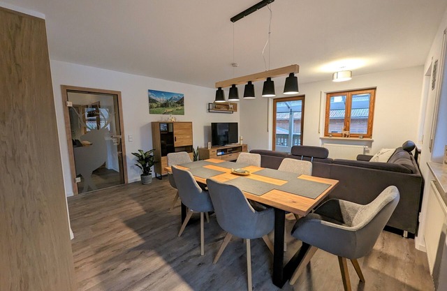 Cozy vacation apartment with 3 bedrooms, 2 bathrooms and outdoor seating area