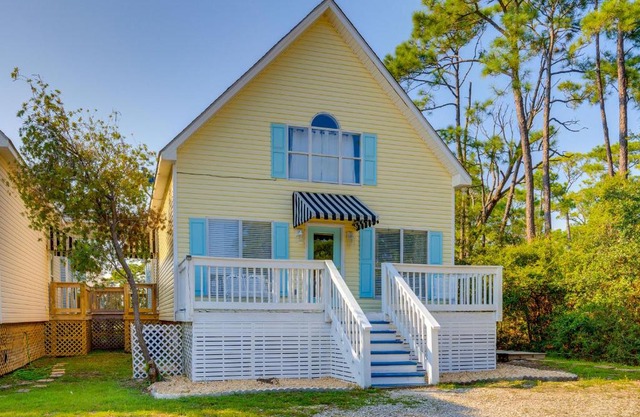 Creekfront Dauphin Island Cottage Walk to Gulf!