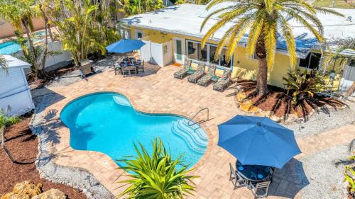 Crescent Cottage - 1034