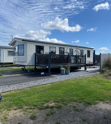Crossfield Lodge