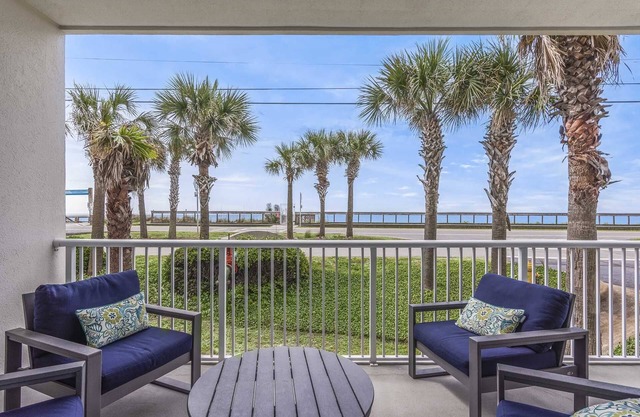 Crystal View 101 3 Bedrooms | 3 Baths | Accommodates 9 | Beach Serv. I Pet Friendly