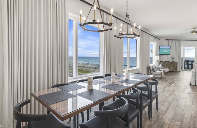 Crystal View 302 3 Bedrooms | 3 Baths | Accommodates 12 | Pet Friendly