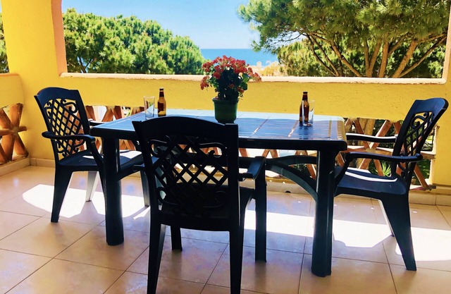 CS214 Spacious 3-bedroom, 2-bathroom apartment in Doña Lola, Calahonda, between Fuengirola and Marbella