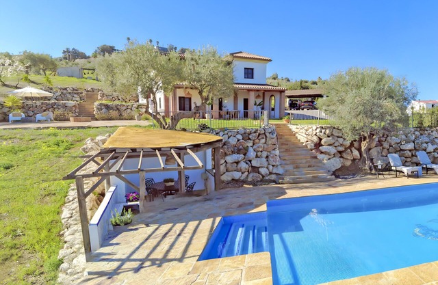 Cubo's Casa Rural Pulpito/air conditioning/free wifi/private pool