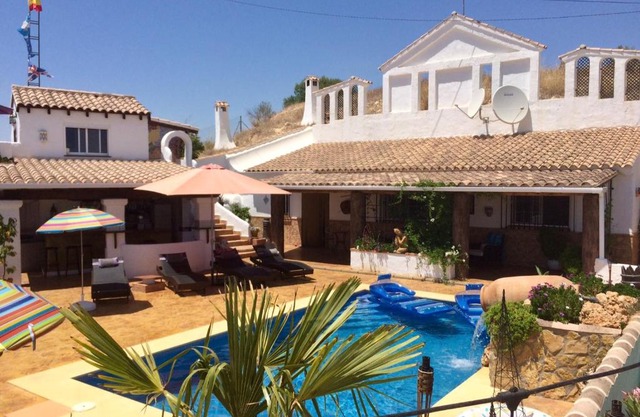 Cueva Romana, Solo Adultos, Apto para Nudistas