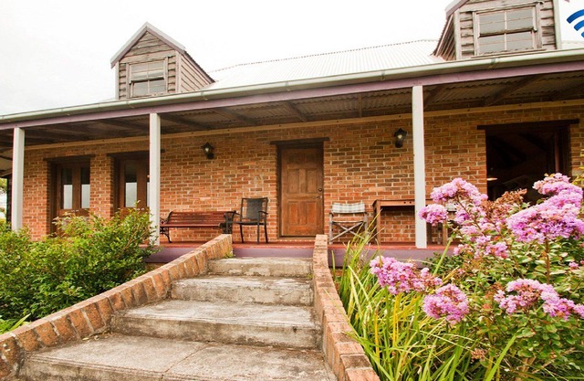 Culburra Cottage - near Lake Wollumboola