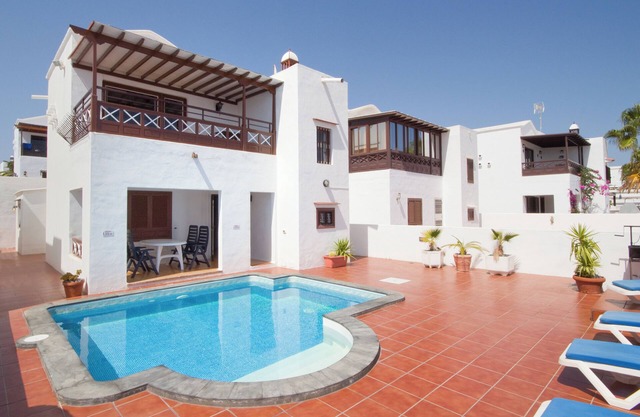 CURRENTLY THERE IS A COMPLETE RENOVATION IN THE VILLA NEXT DOOR