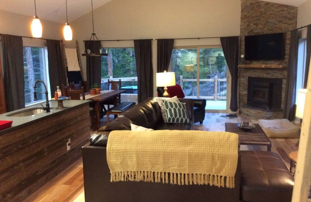 Custom home in St Mary’s Glacier
