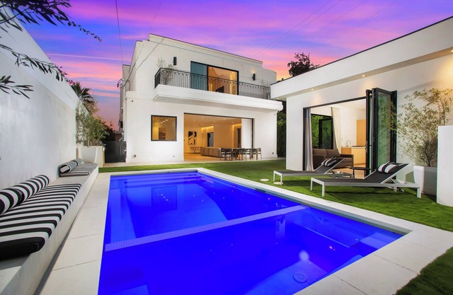 Custom Home near Shops and Dining