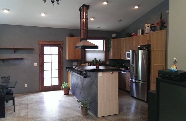 Custom house in Mountainaire