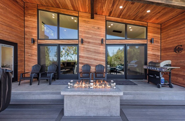 Custom modern home near Olympic National Park