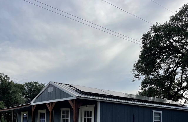 Cute Comfy Cabin 3 Bed 1 Bath