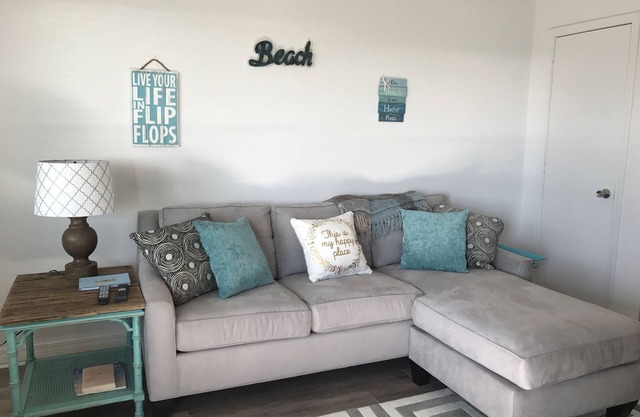 Cute Condo Steps from the Beautiful Gulf of Mexico