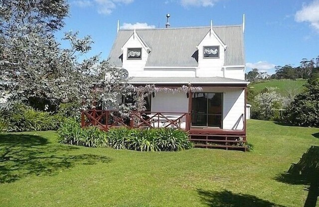 Cute Cottage - Cooks Beach Bach
