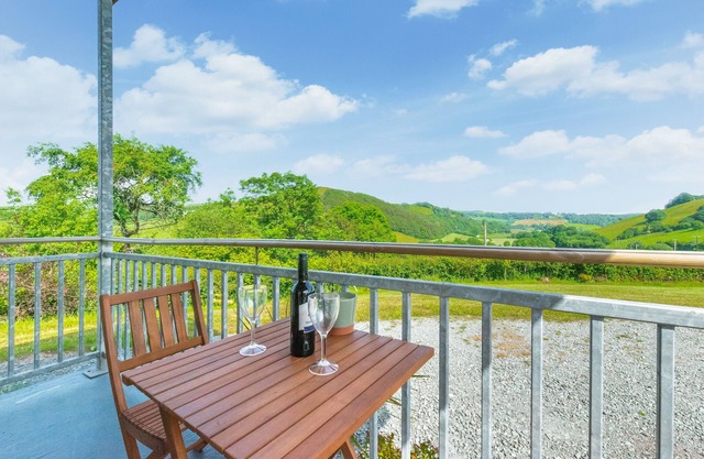 Cwmachau - Tynant - One Bedroom House, Sleeps 2