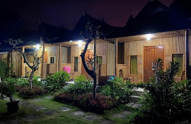 D'Yoga Bamboo House