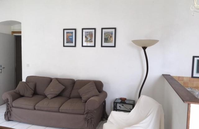 Dans la maison de tante Madeleine : vue sur les montagnes