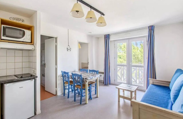 Debussy Residence - 2 Room Apartment - Comfort - (4 People)