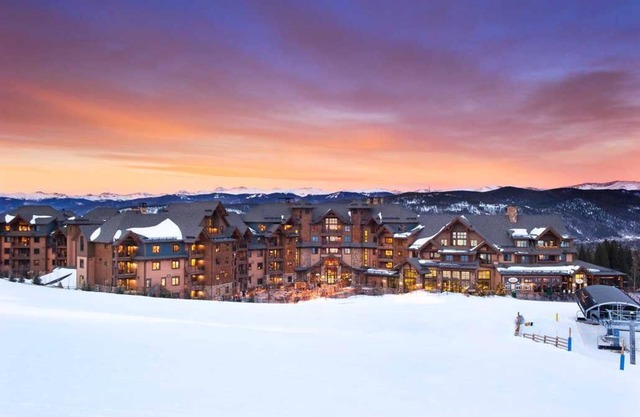 Dec 10-17, 2022 2 BDRM Ski-In/Ski-Out Condo, Grand Lodge Peak 7, Breckenridge CO