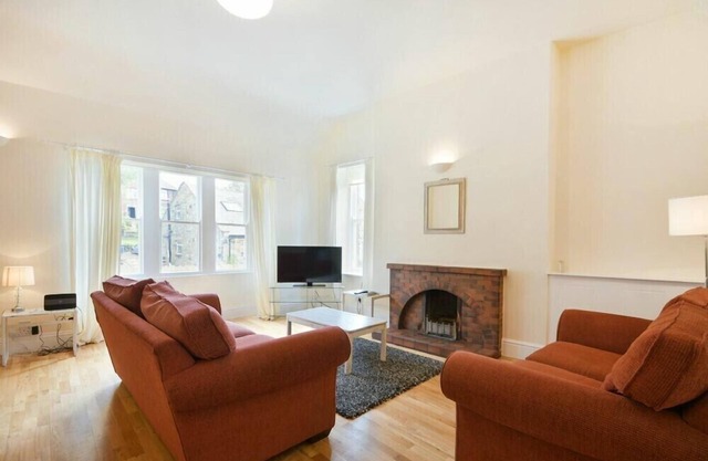 DECKED OUT, pet friendly, country holiday cottage in Alnmouth