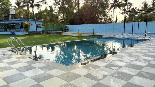 Deeep Bhavani Resort