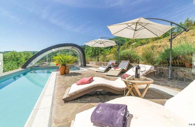 DeiMori LaMassa private villa with pool