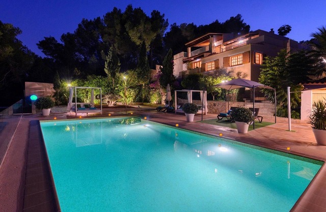 Delightful Ibiza Villa | Spectacular Mountain Views | Villa Jasmine | 4.