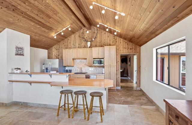 Delightful Mtn Paradise in Parks @ theHeart of Northern AZ!!