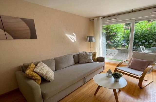 Delightful Studio With Private Parking, Beaulieu