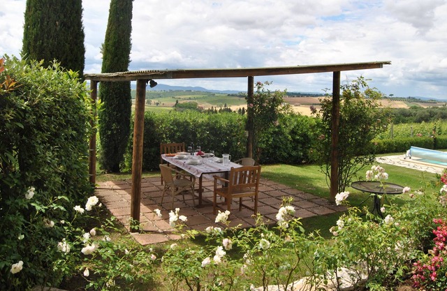 Deluxe Apartment - Ground Floor Villa LA VALIANA