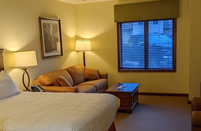 Deluxe Room at the Tamarack Resort (X08)