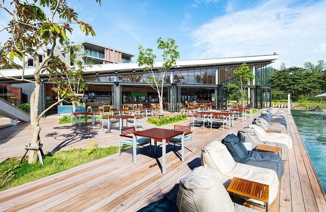 Deluxe Seaview king bed Khao Lak (DS1)