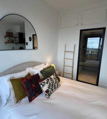 Deluxe Studio La Cambre - with view