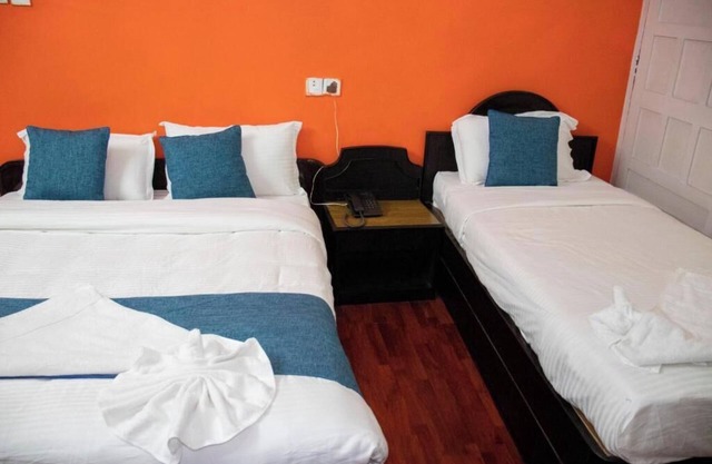 Deluxe Triple Room #2