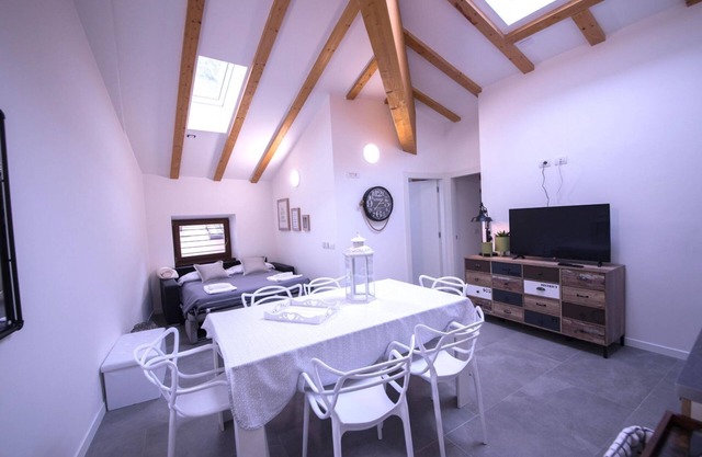 Deluxe Two-Bedroom Apartment