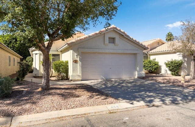 Desert Breeze 1 - Single-Story Home - Chandler
