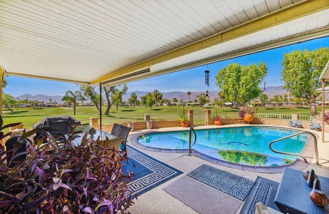 Desert Oasis - 2BR/2BA - Private Pool w/Sweeping Golf & Mountain Views in 55+