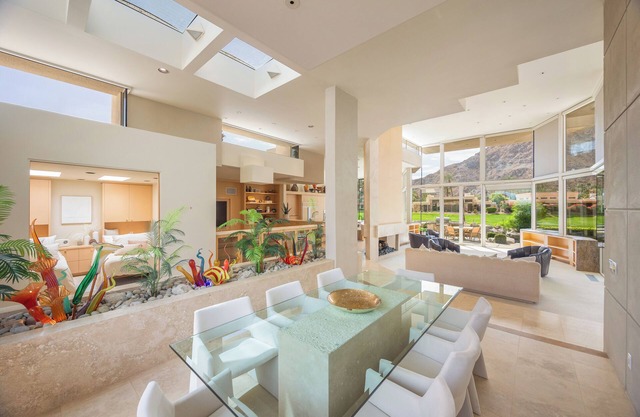 Desert Oasis Retreat – Minutes from Coachella