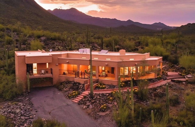 Desert Paradise at Trails End with beautiful desert and mountain views