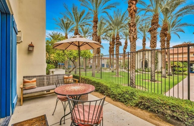 Desert Studio Retreat in Prime Location Legacy Villas #C